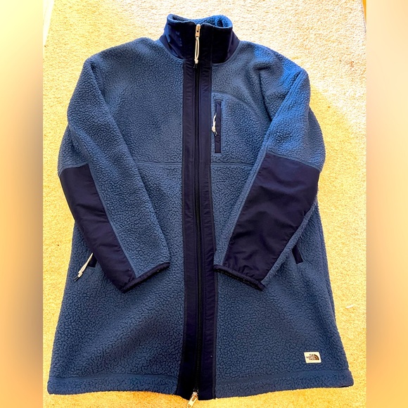 NORTH FACE Women’s Cragmont Coat, Size Medium, Shady Blue/Summit Navy Color, EUC - Picture 2 of 16